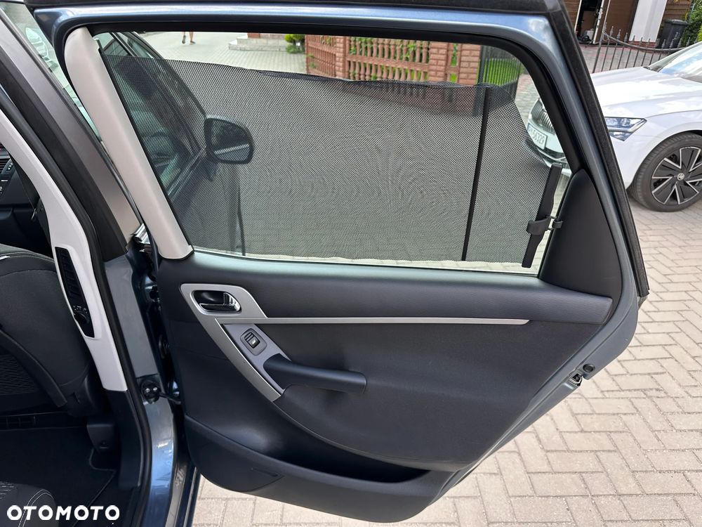 Citroën C4 Picasso - 25