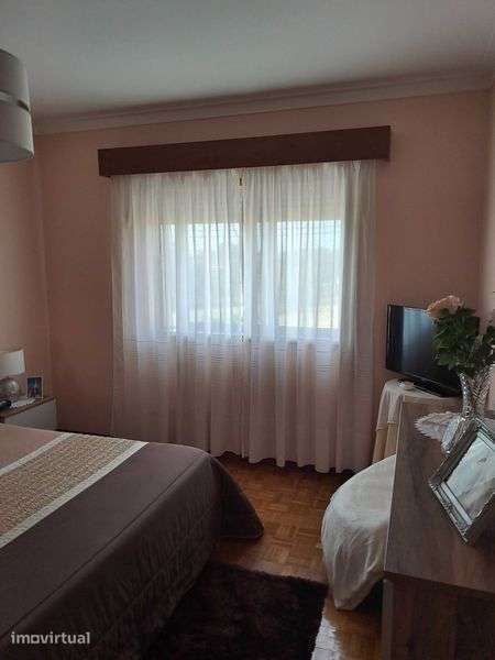 Apartamento muito bom no centro de Gondomar S Cosme - Grande imagem: 4/9