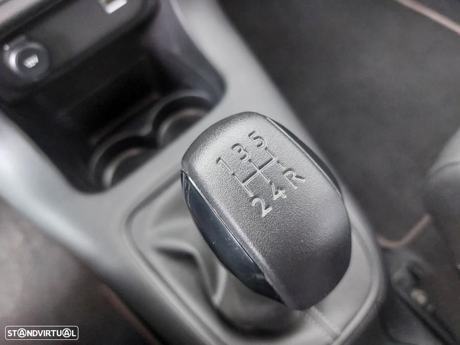 Citroën C3 1.2 PureTech C-Series - 41