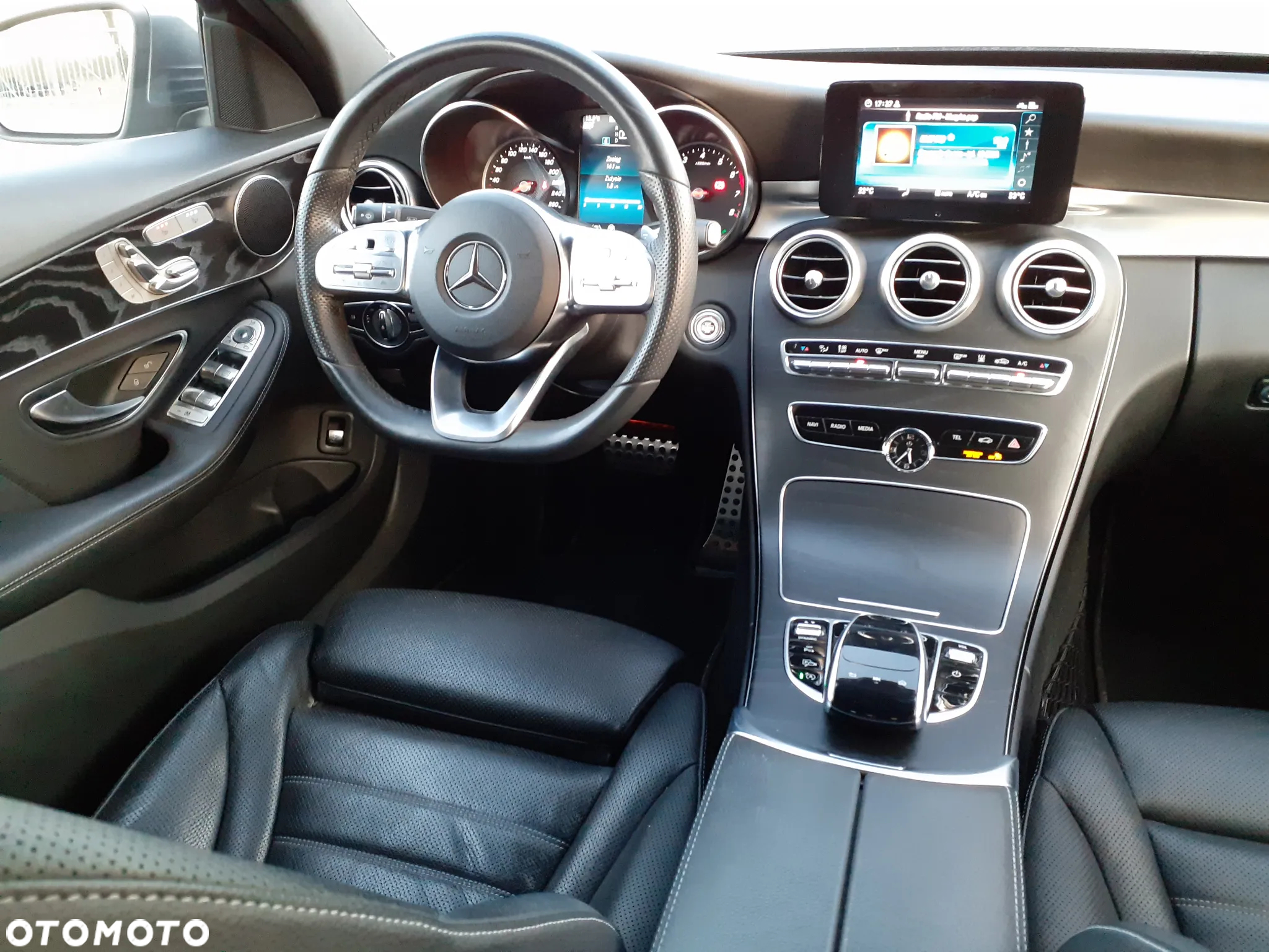Mercedes-Benz Klasa C 200 4MATIC 9G-TRONIC - 23