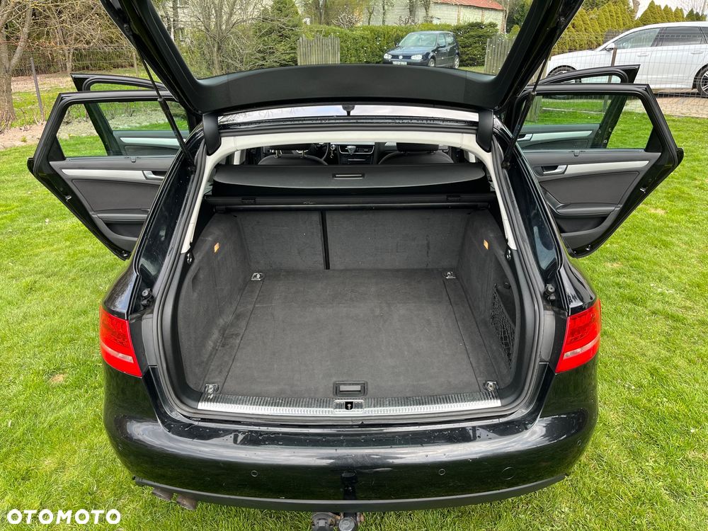 Audi A4 Avant 2.0 TDI Limited Edition - 5