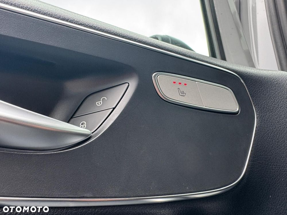 Mercedes-Benz Vito - 17