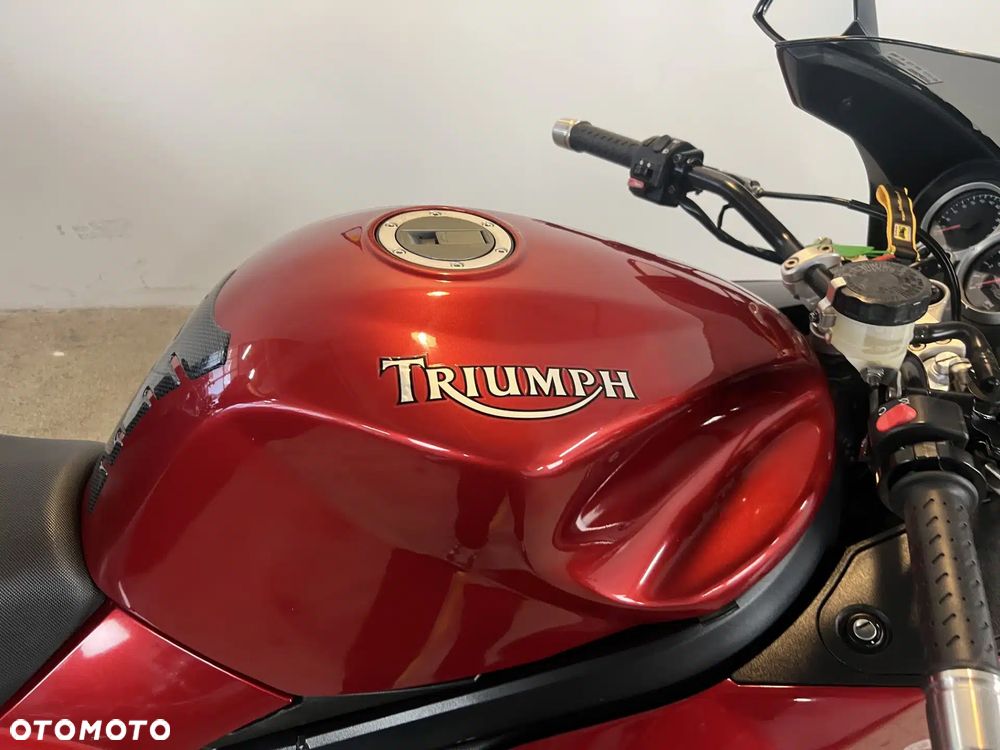 Triumph Sprint - 10