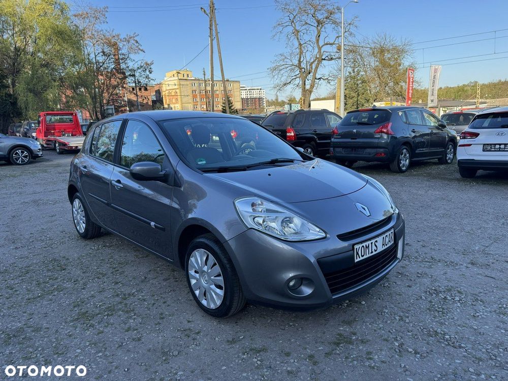 Renault Clio - 2