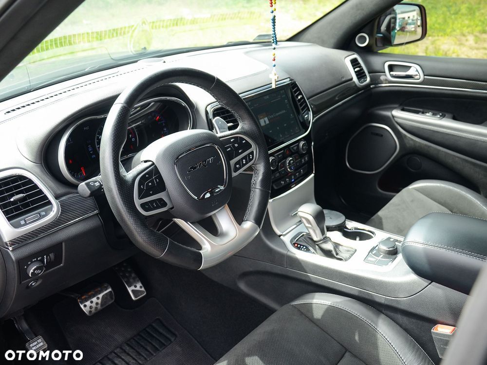 Jeep Grand Cherokee 6.4 V8 SRT8 - 8