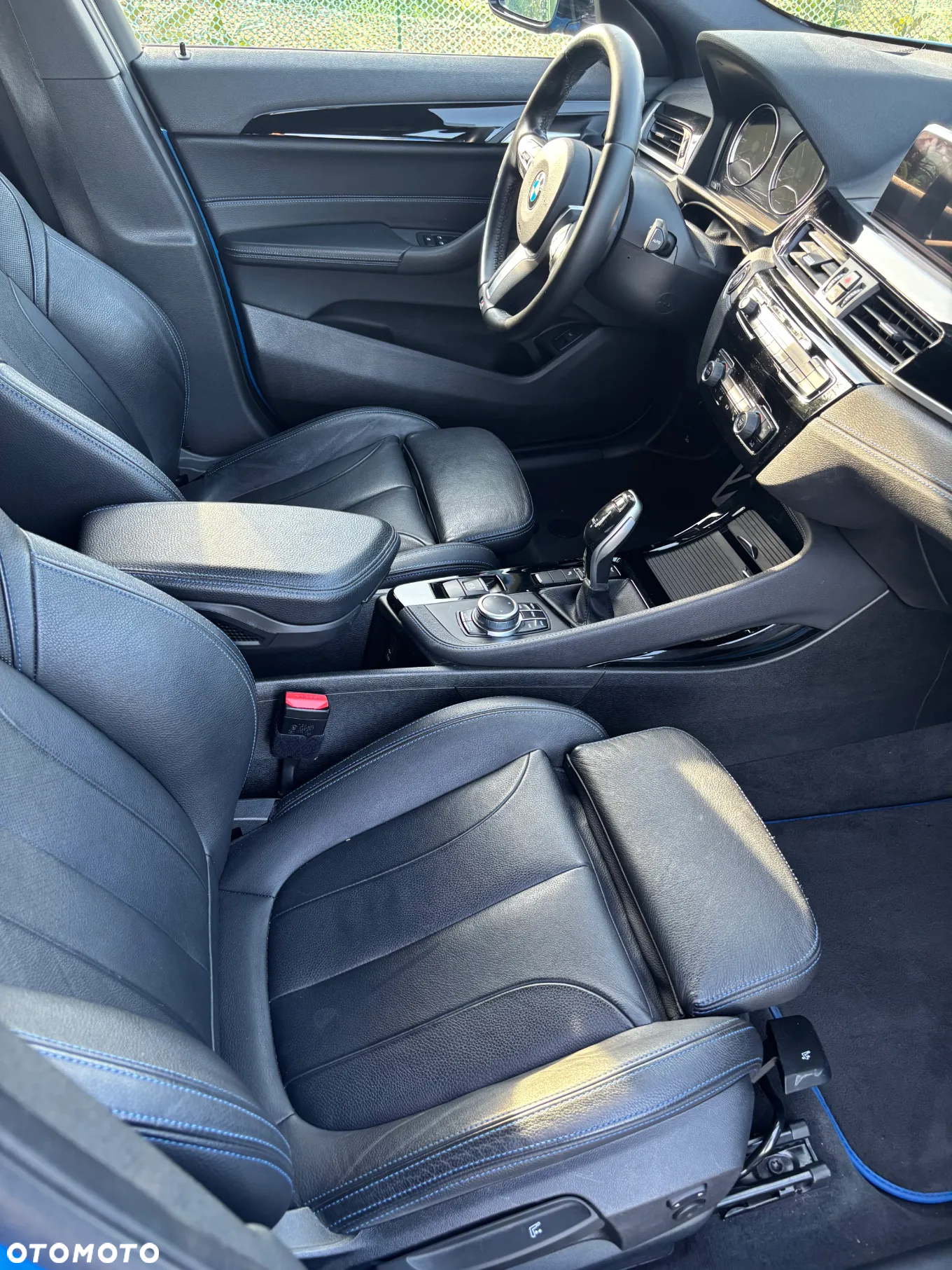 BMW X2 sDrive18d - 12