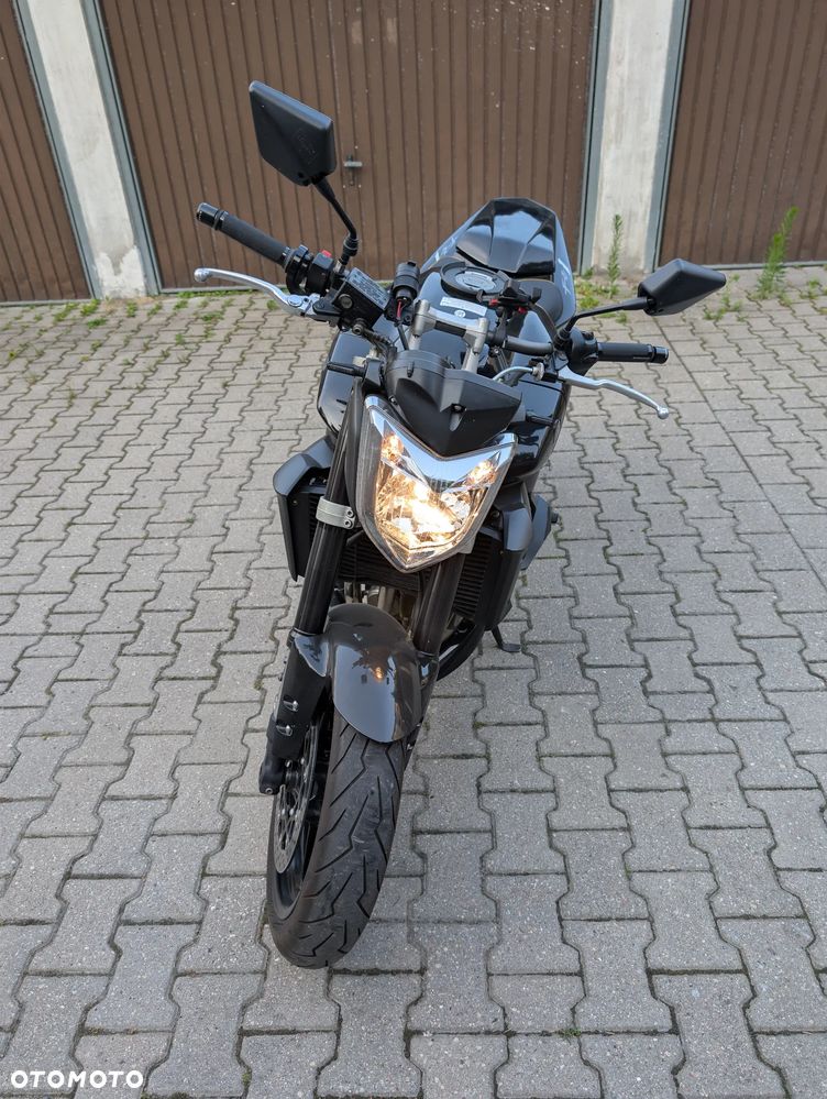 Yamaha FZ - 3