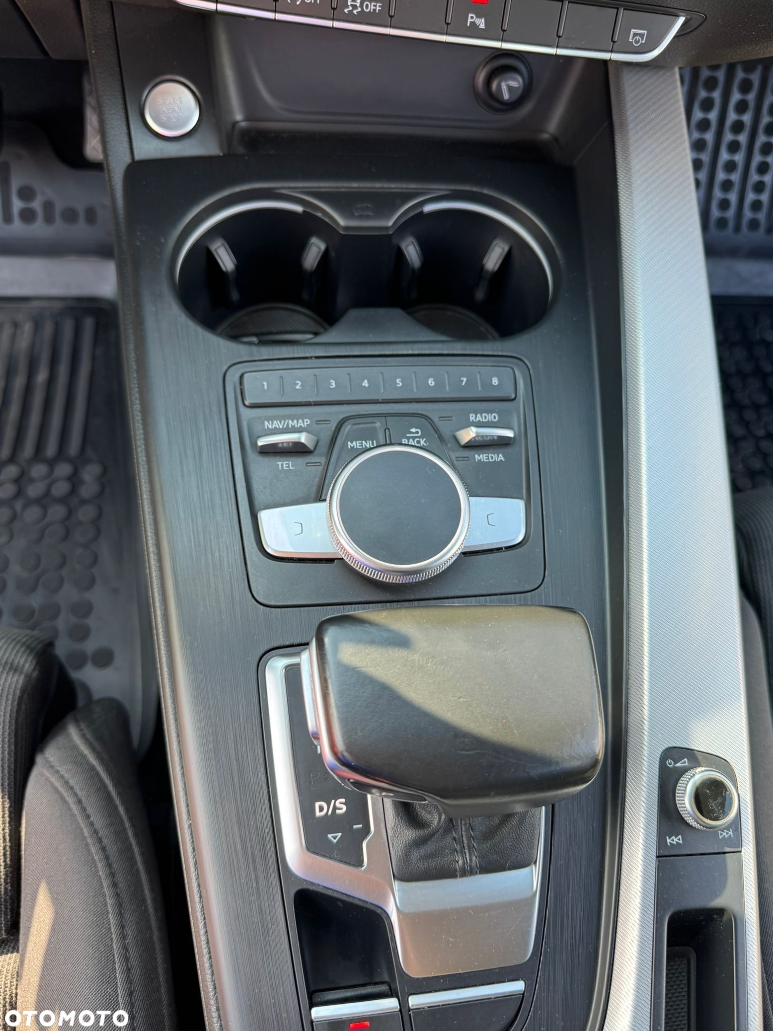 Audi A4 2.0 TDI S tronic - 24
