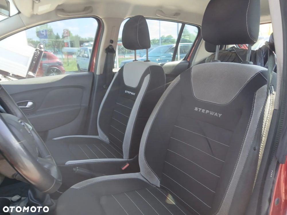 Dacia Sandero 0.9 TCe Laureate - 11