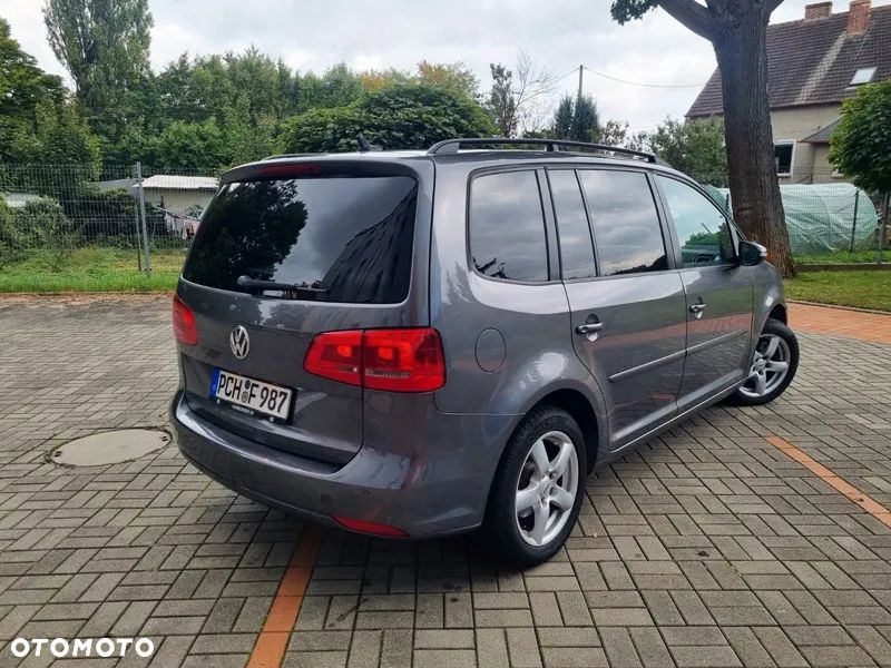 Volkswagen Touran 2.0 TDI Highline - 6