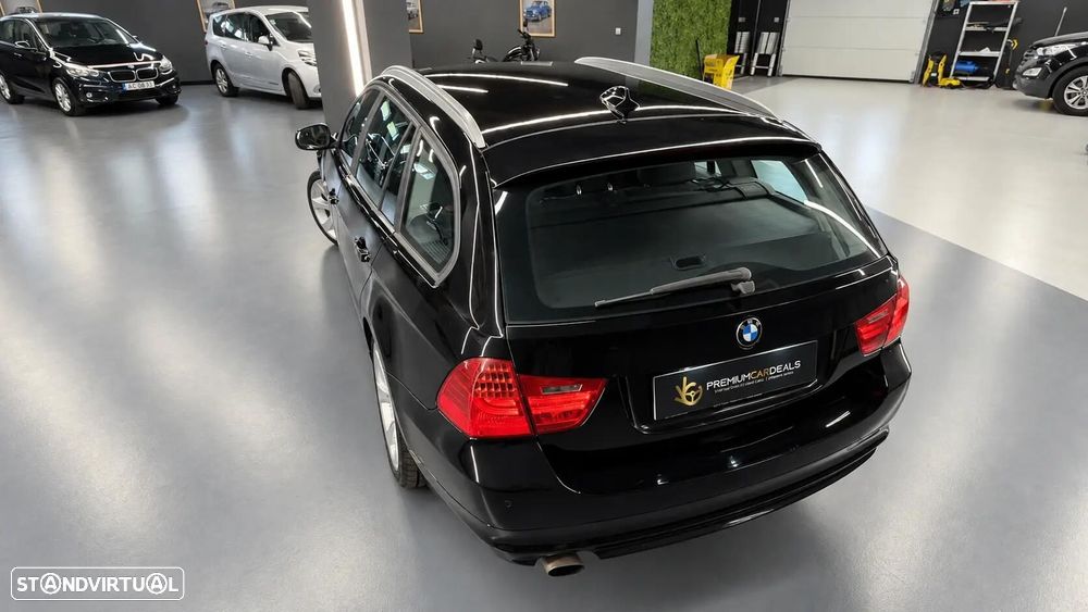 BMW 318 d Navigation - 12