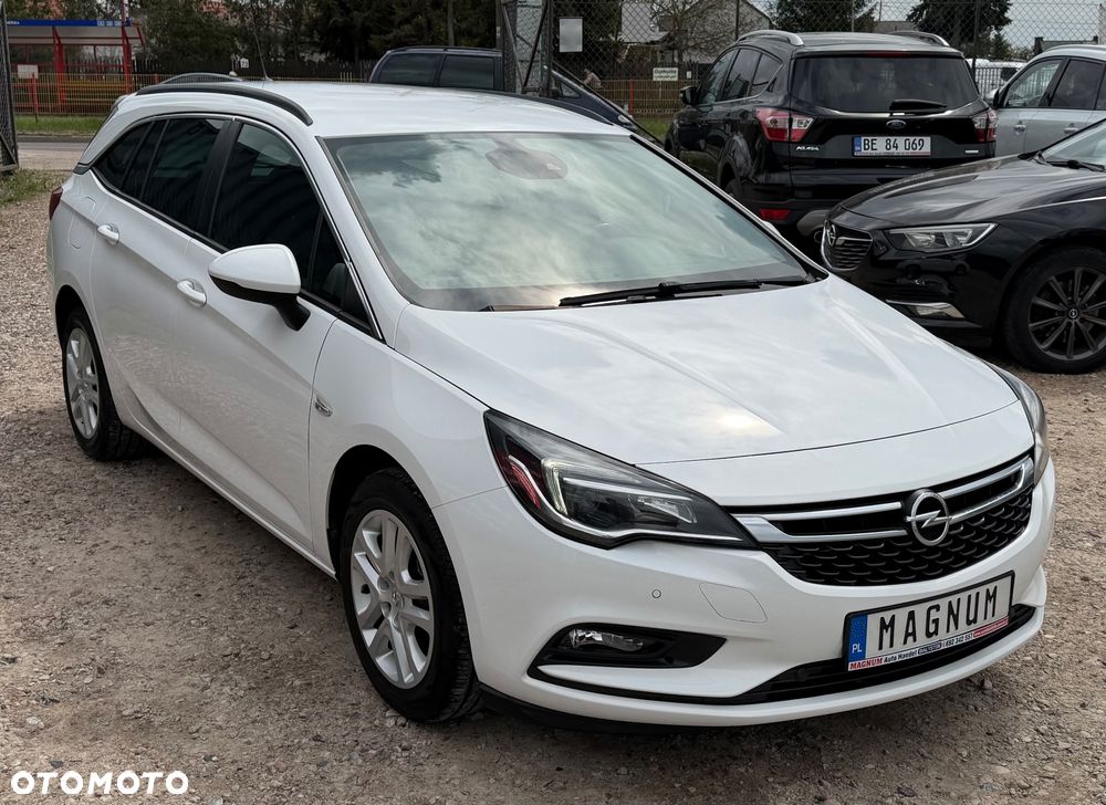 Opel Astra 1.4 Turbo Start/Stop Business - 27