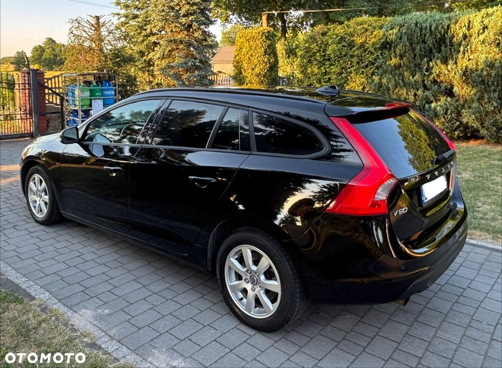 Volvo V60 D4 Business Edition - 15