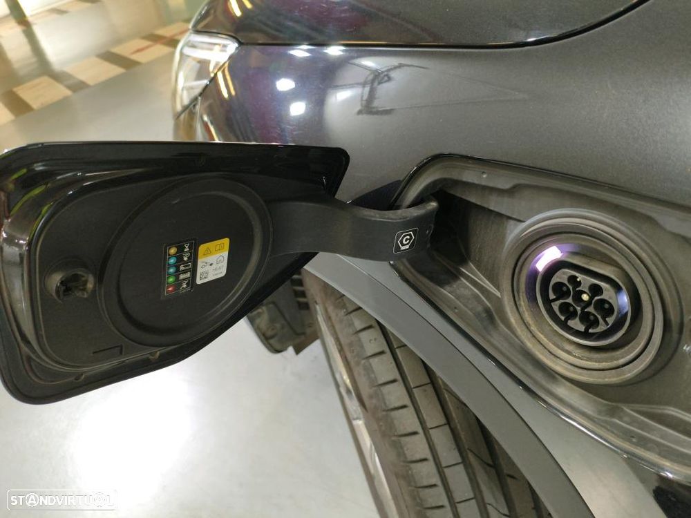 BMW X1 xDrive25e - 11