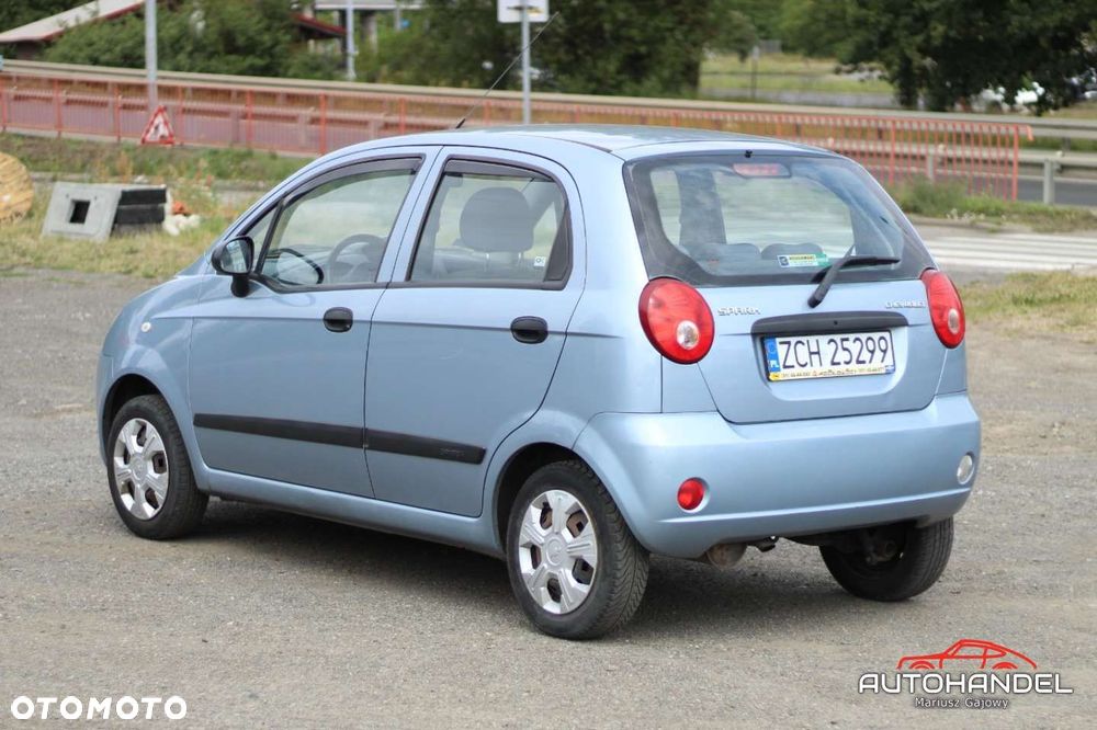 Chevrolet Spark - 4