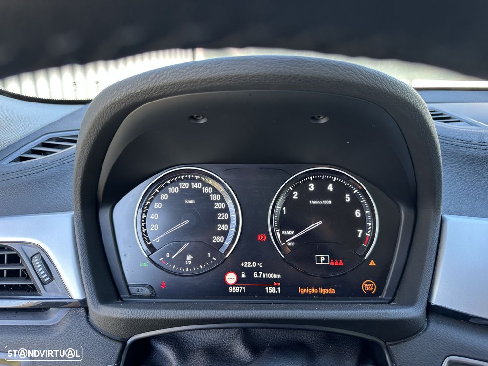BMW X2 xDrive25e Advantage - 11