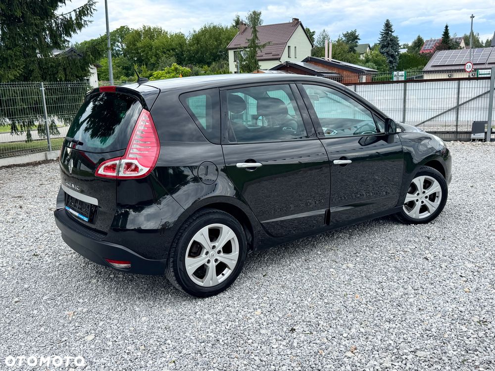 Renault Scenic - 11