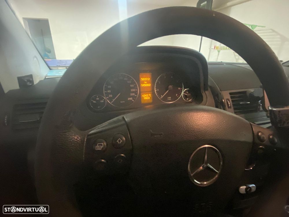 Mercedes-Benz A 150 Classic Automatic - 6