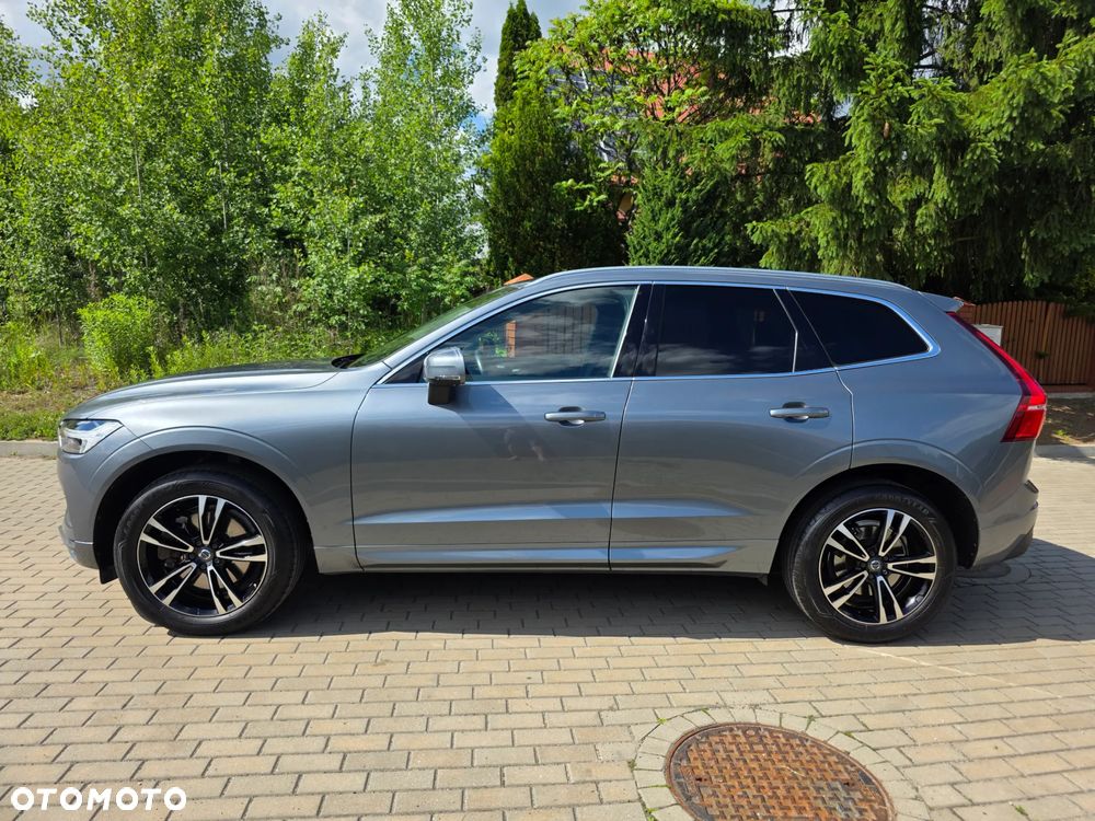 Volvo XC 60 B4 B Momentum Pro - 24