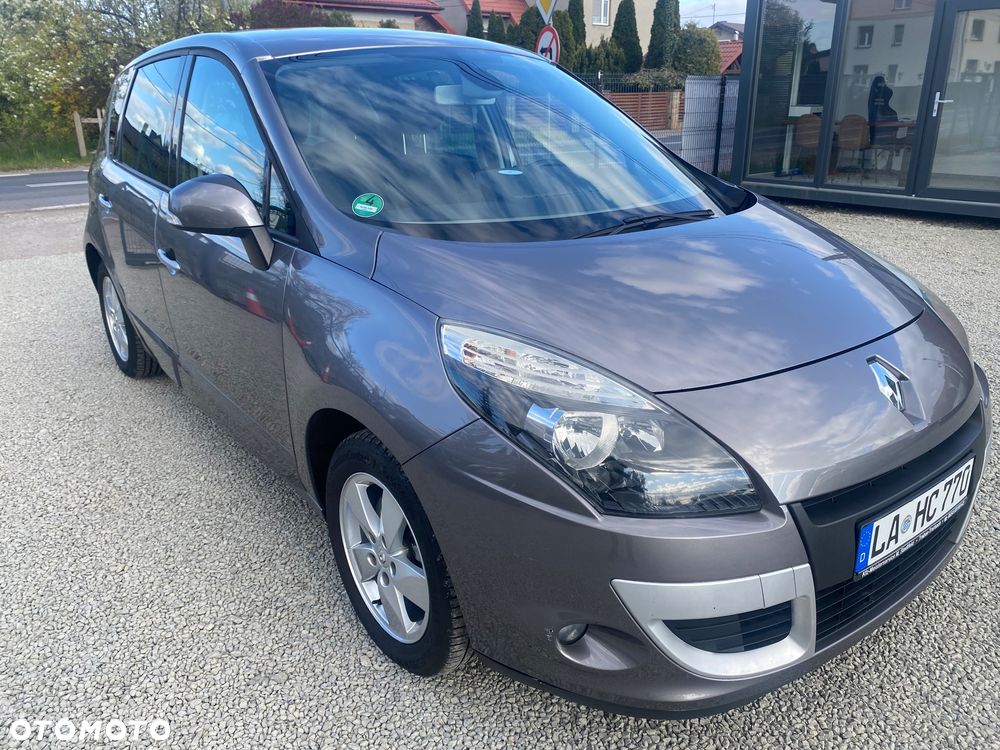 Renault Scenic 1.6 16V 110 Dynamique - 8