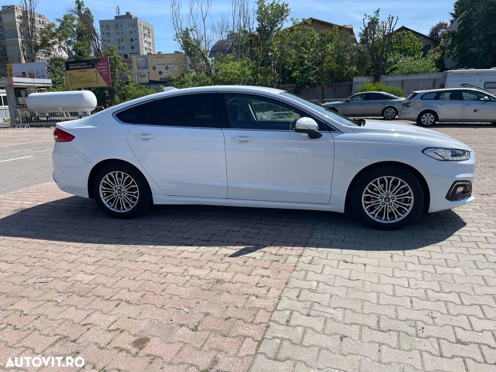 Ford Mondeo 2.0 HEV Titanium - 4