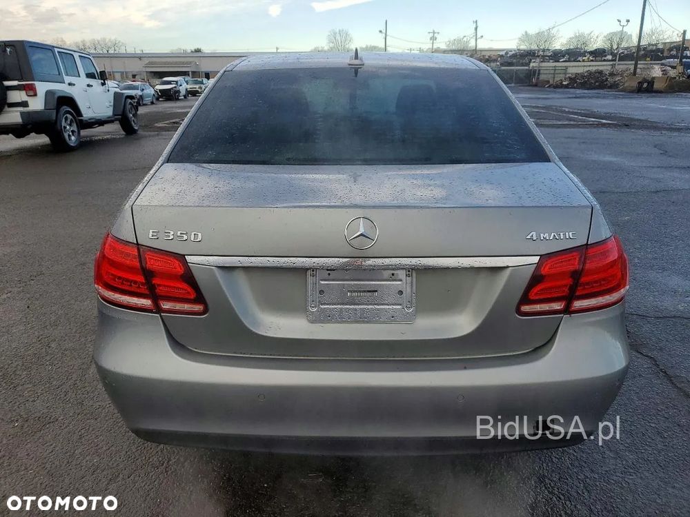 Mercedes-Benz Klasa E - 2