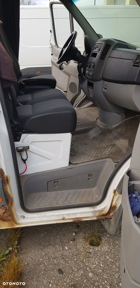 Mercedes-Benz Sprinter 318 - 15