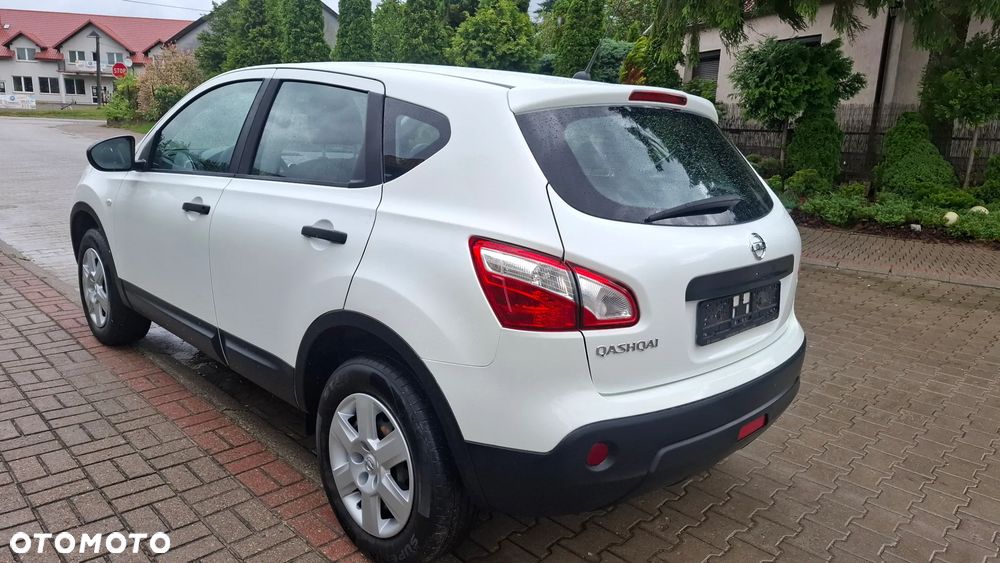Nissan Qashqai 2.0 4x4 Visia - 3