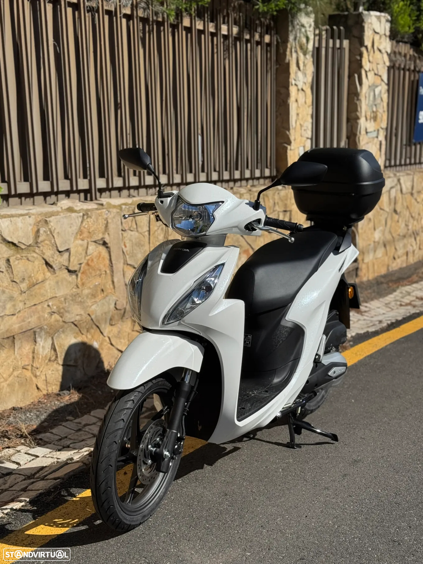 Honda Vision 110 - 2
