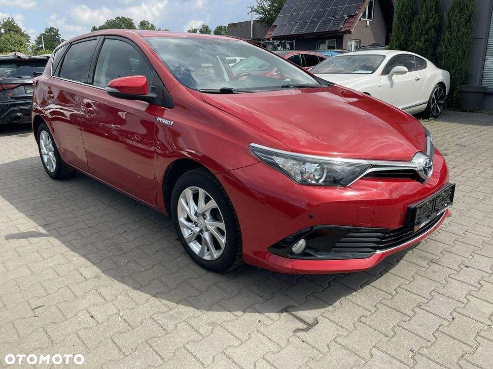 Toyota Auris 1.8 VVT-i Automatik Comfort - 2