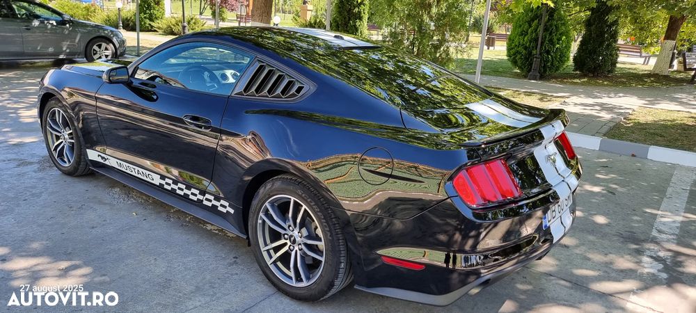 Ford Mustang 2.3 Eco Boost Aut. - 11