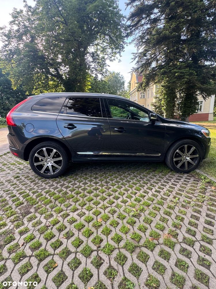 Volvo XC 60 - 24