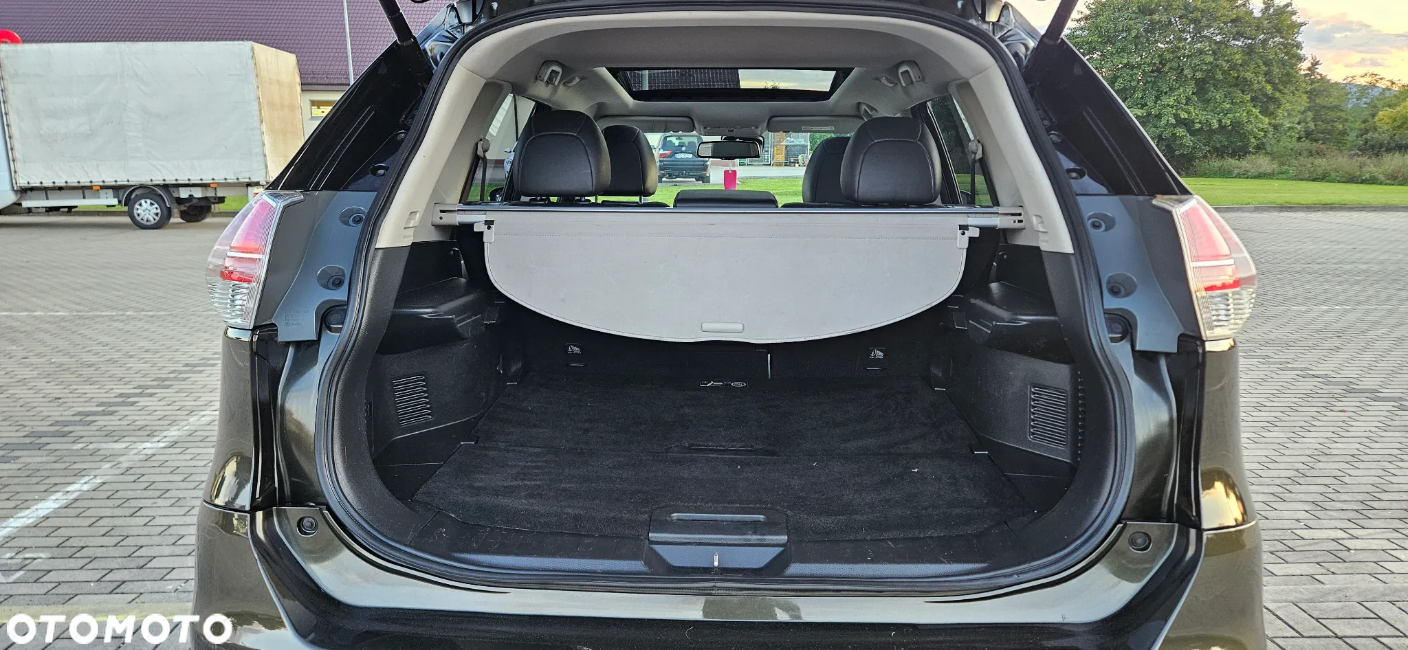 Nissan X-Trail 1.6 dCi ALL-MODE 4x4i Tekna - 17