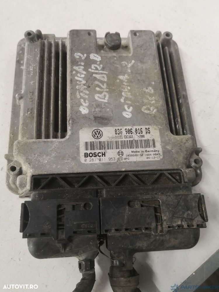 Calculator ECU SKODA OCTAVIA (1Z3) [ 2004 - 2013 ] TDI 16V (BKD, CFHC, CLCB) 103KW|140HP BOSCH 0281011953 OEM 03g906016ds - 1
