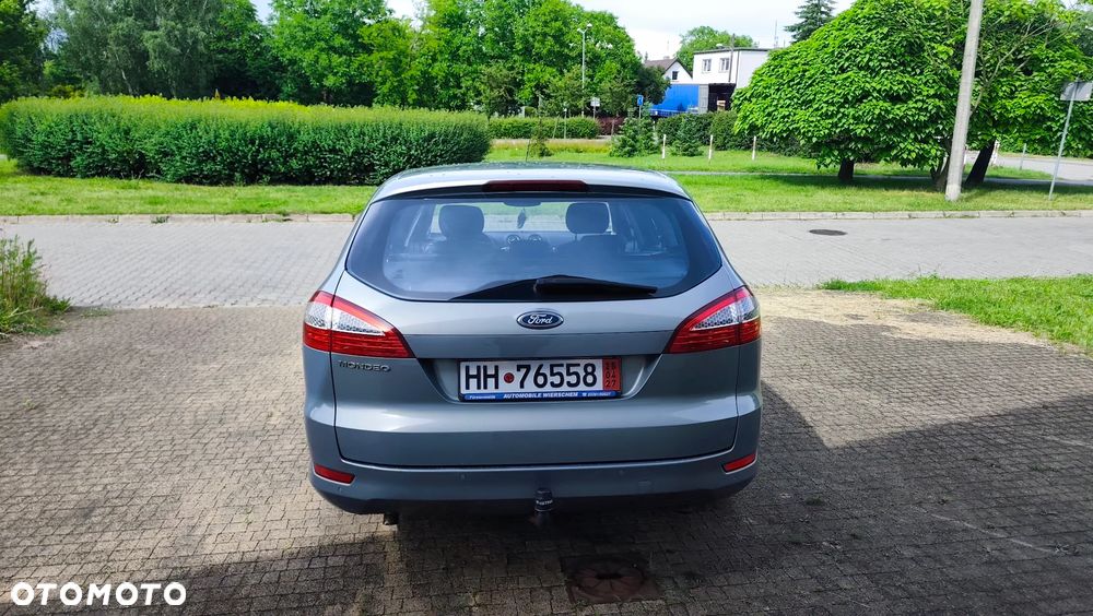 Ford Mondeo 2.3 Titanium - 38