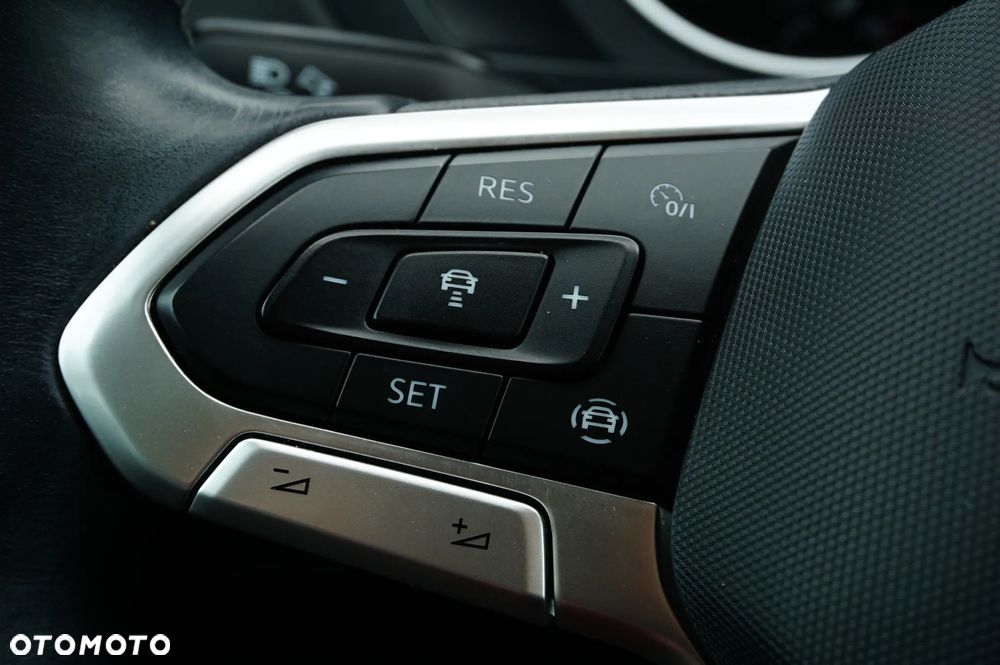Volkswagen Tiguan 1.5 TSI EVO Life - 36