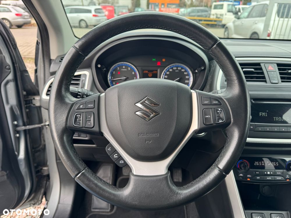 Suzuki SX4 S-Cross 1.6 VVT 4x2 Comfort - 28