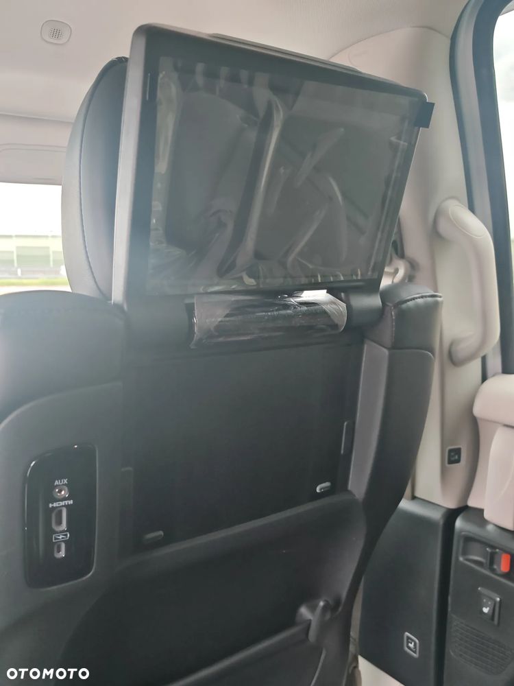 Chrysler Pacifica - 28