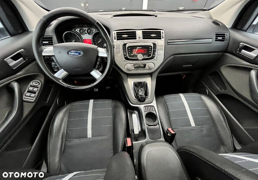 Ford Kuga - 20