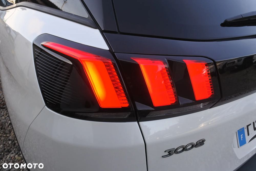 Peugeot 3008 PureTech 130 Stop & Start GPF EAT8 Crossway - 37