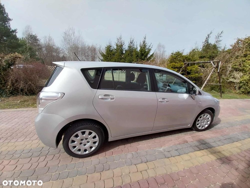 Toyota Verso 2.0 D-4D Sol plus - 1