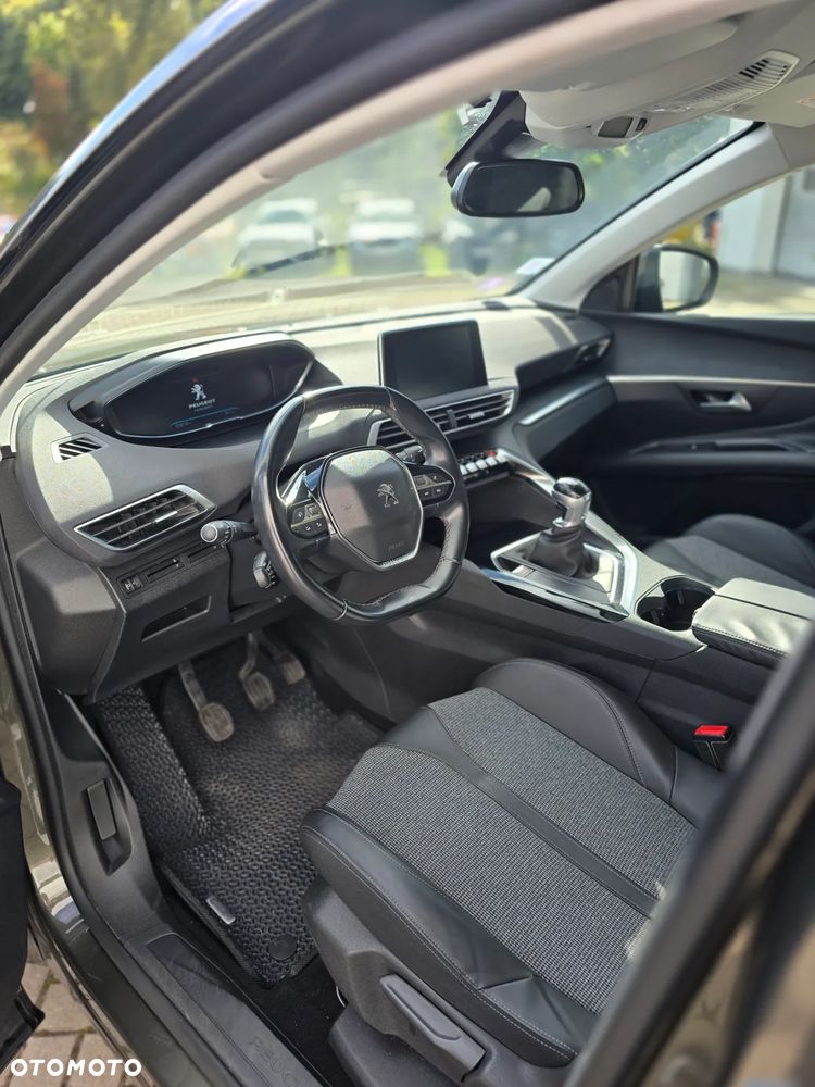 Peugeot 3008 1.2 PureTech Access S&S - 9