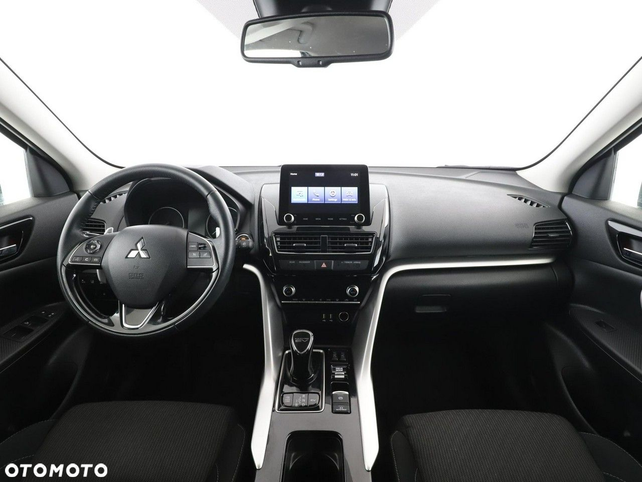 Mitsubishi Eclipse Cross Plug-In Hybrid 4WD Basis - 15