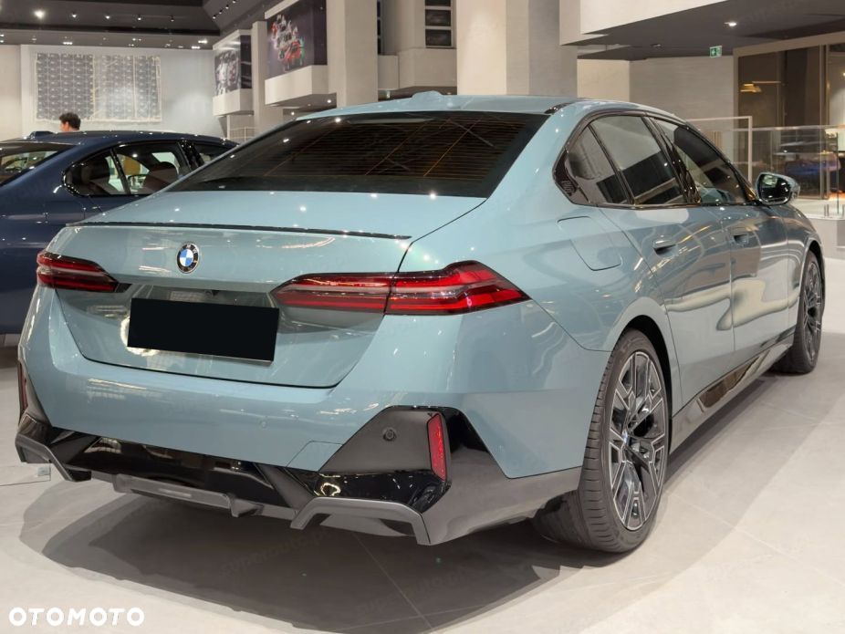BMW 5 Series 2026 photo 4