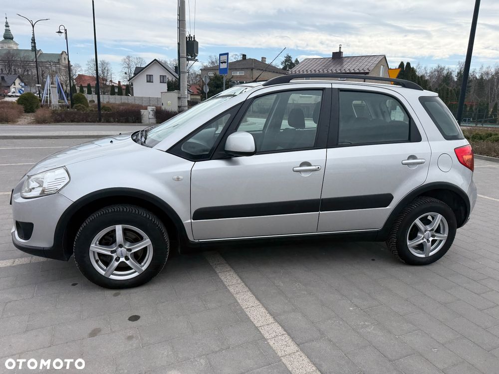Suzuki SX4 1.6 VVT 4x4 Club - 34