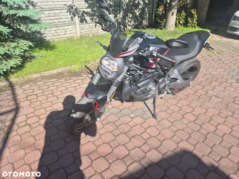 Ducati Monster - 6