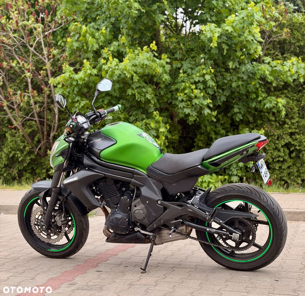 Kawasaki ER - 2
