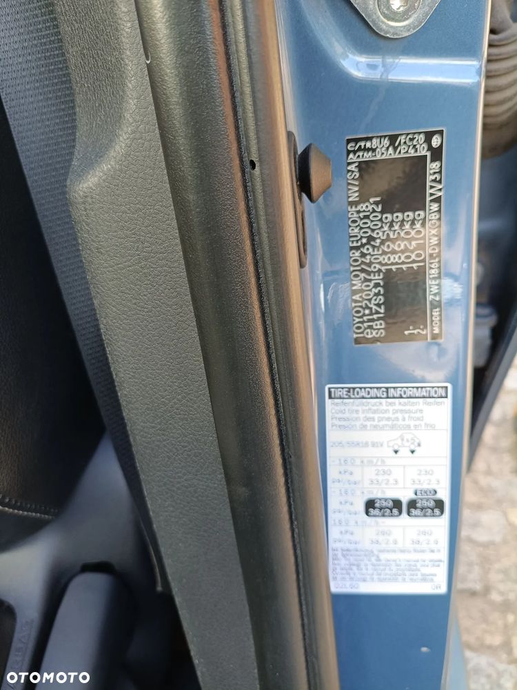 Toyota Auris - 12