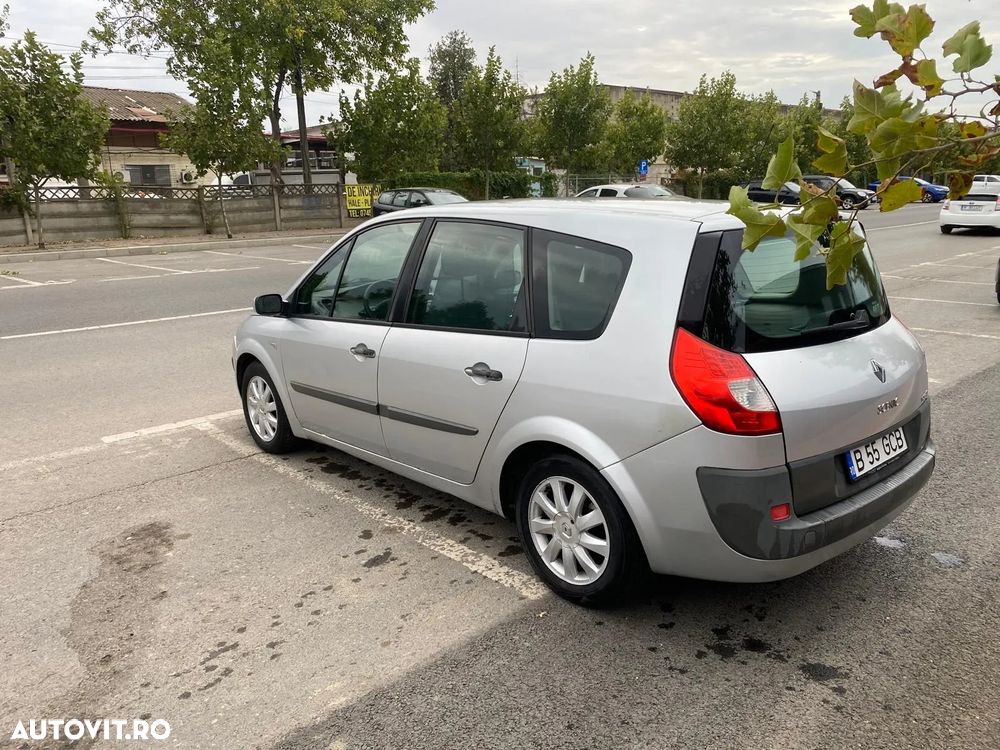 Renault Scenic - 6