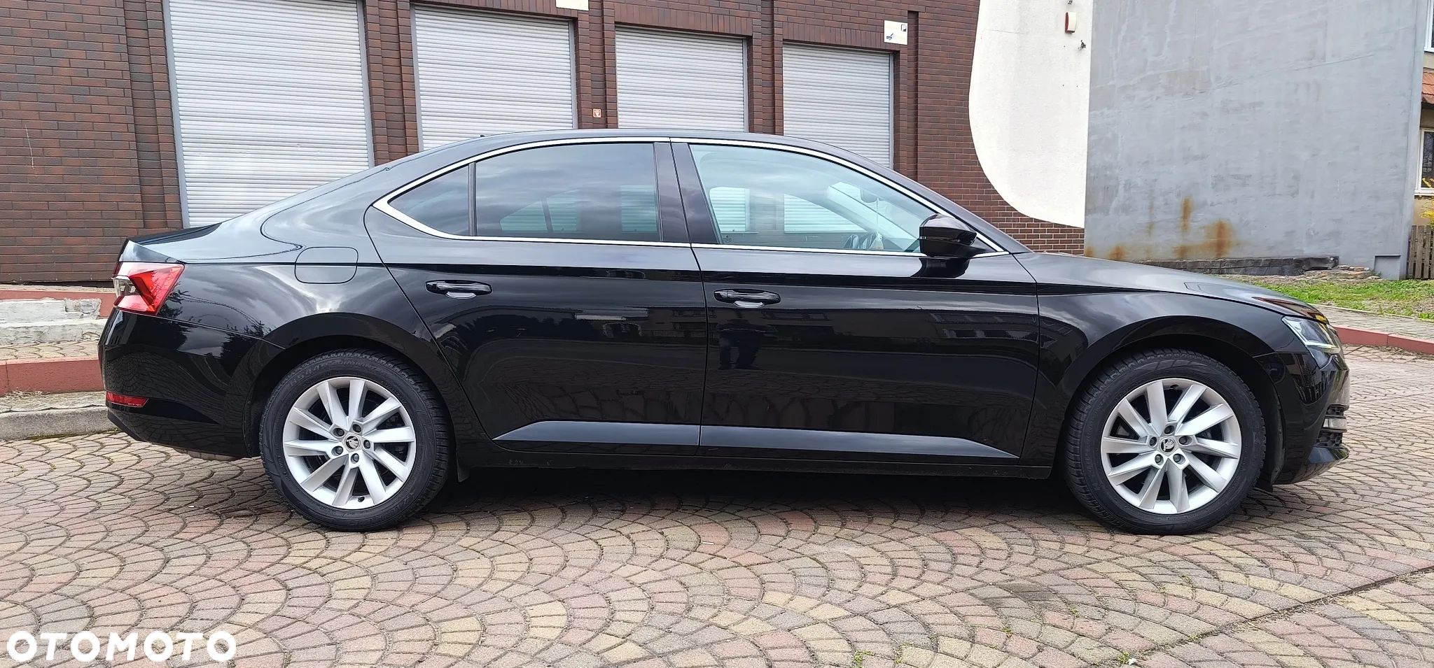 Skoda Superb 2.0 TSI Ambition DSG - 1
